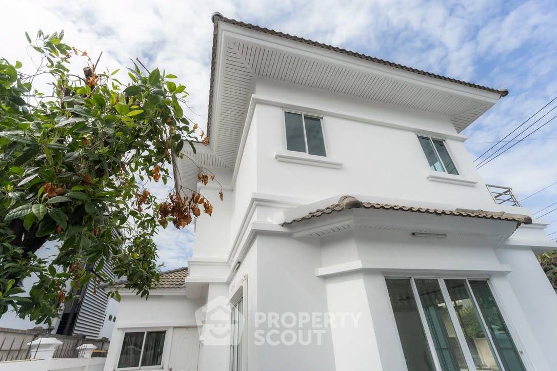 picture Spacious Three-Bedroom House For Rent In Sala Thammasop (ID 3337140) - 26/28