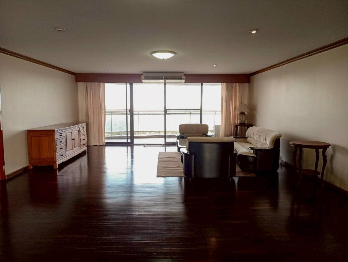 picture  Thana City Prestige Condominium - 2/32