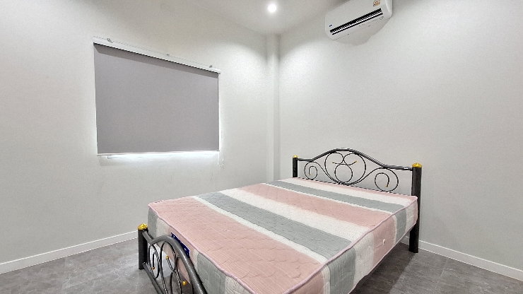 รูป ✅️ขายบ้านโซนสันกำแพง พร้อมเฟอร์นิเจอร์และเครื่องใช้ไฟฟ้า ขนาด 50 ตร.ว 3 นอน 2 น้ำ เงียบสงบ ไม่วุ่นวาย ราคา 2 ล้านบาท
- รูปที่ 12/18
