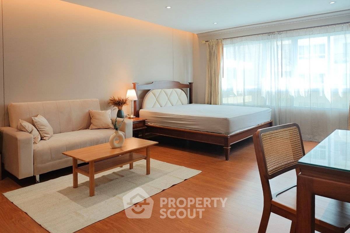 picture 200m To BTS Phrom Phong | 1-BR Lumpini Suite Sukhumvit 41 (ID 3335150) - 1/4