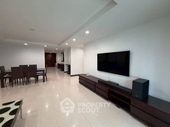 รูป คอนโด 3-ห้องนอน ที่ อเวนิว 61 คอนโดมิเนียม ใกล้ BTS ทองหล่อ (ID 3339931) - รูปที่ 1/19