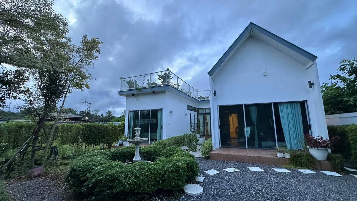 ให้เช่าบ้านเดี่ยวชั้นเดียว ที่ดินกว้าง 103 ตร.ว. ทำเลห้วยสัก เชียงราย | 2 ห้องนอน 2 ห้องน้ำ | 25,000 บาท/เดือน #5A4-H0326