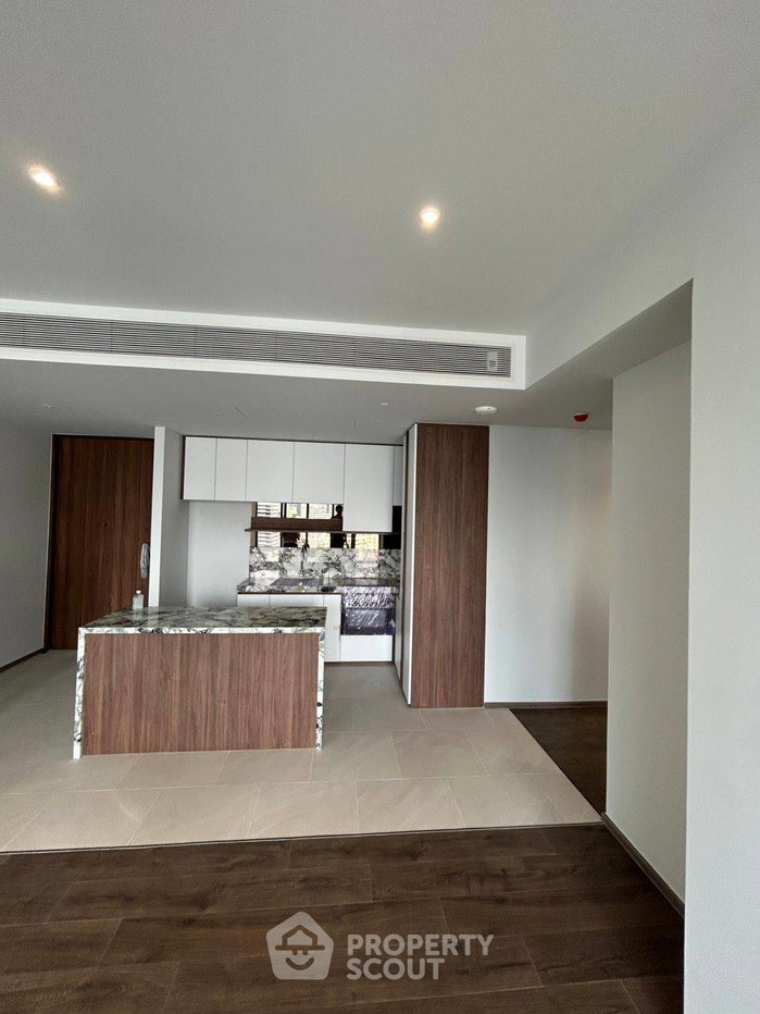 picture 20th-Floor 2-BR Condo At ROMM CONVENT Near BTS Sala Daeng (ID 3340865) - 2/15