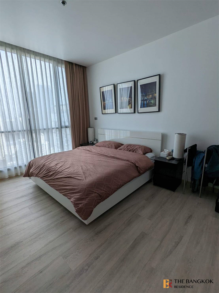 picture Hyde Sukhumvit 13 near BTS Nana Private Unit, Fully Equipped Common Area - 3/9