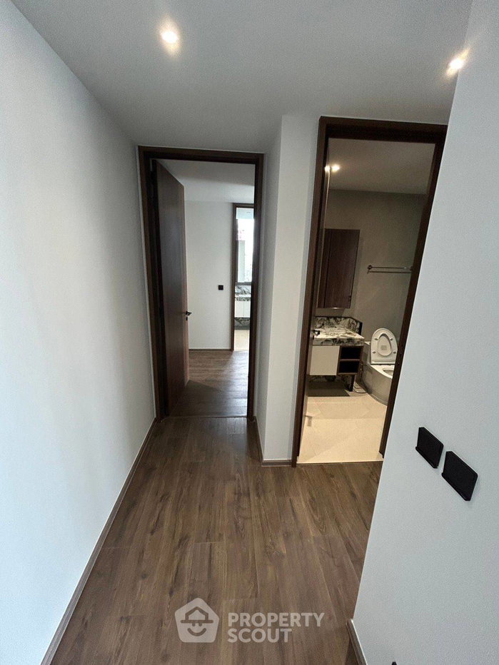 picture 20th-Floor 2-BR Condo At ROMM CONVENT Near BTS Sala Daeng (ID 3340865) - 5/15