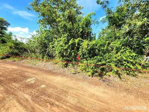 LAND 800 Sq.w. Selaphum Roi Et for 466,000