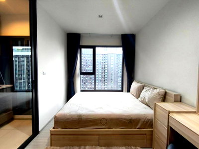 Condos for rent : PFD-09035 Condo for Rent at Life Asoke Hype (Life Asoke Hype) Elegant Design, Move-In Ready.