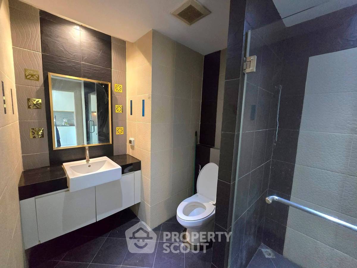 รูป คอนโด 1-ห้องนอน ที่ เดอะ บลู เรสซิเด้นท์ ใกล้ พัทยาตะวันออก (ID 3339240) - รูปที่ 8/13