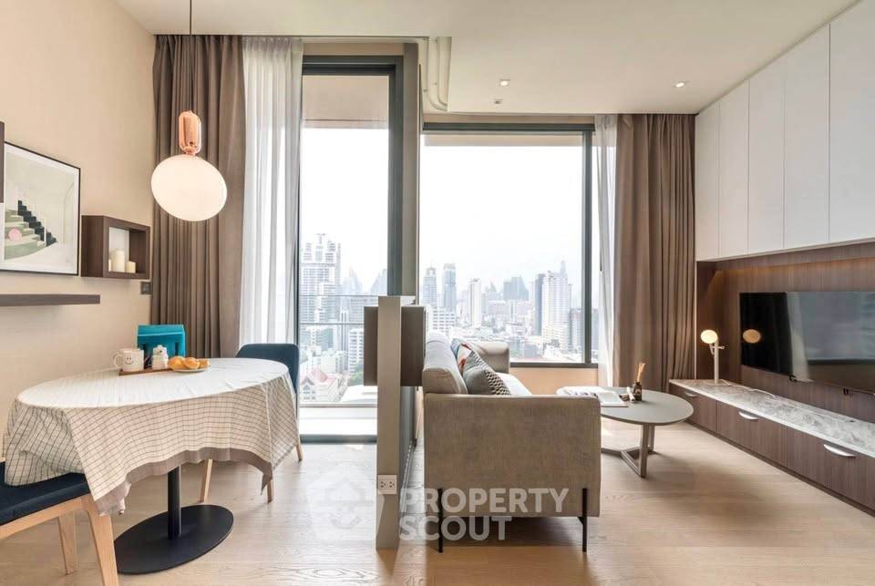 picture 2-BR Condo At The Esse Asoke Near MRT Sukhumvit (ID 3339797) - 3/8