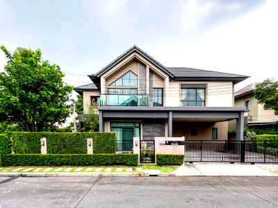 บ้านเดี่ยว ถนนราชพฤกษ์ : ขายบ้านเดี่ยวหรูแปลงมุม Bangkok Boulevard สาทร-ปิ่นเกล้า 2 ติด Club House ตกแต่งพรีเมียมพร้อมอยู่ 4ห้องนอน 5ห้องน้ำ 3จอดรถ เพียง 15.2MB