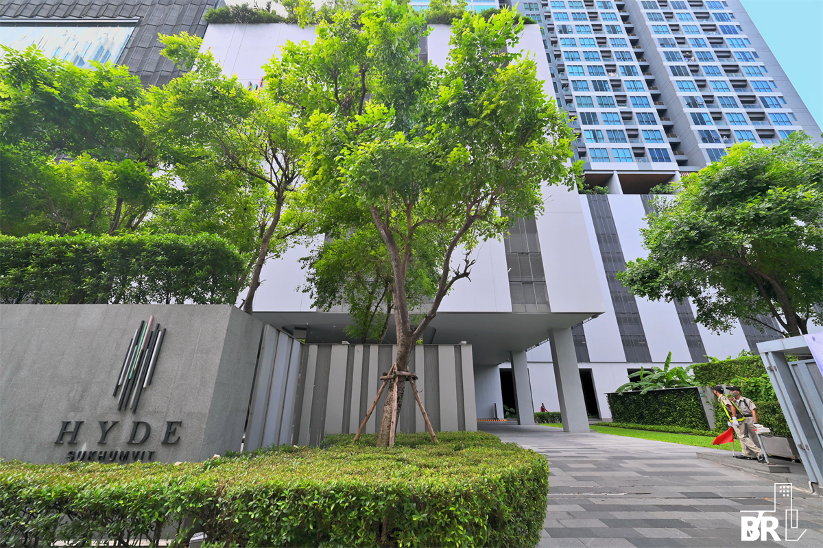 picture Hyde Sukhumvit 13 near BTS Nana Private Unit, Fully Equipped Common Area - 9/9