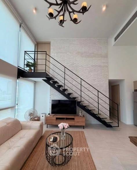 รูป คอนโด 2 ห้องนอน The Lofts Silom ขนาด 78 ตร.ม. ใกล้ BTS สุรศักดิ์ (ID 3338946) - รูปที่ 1/7
