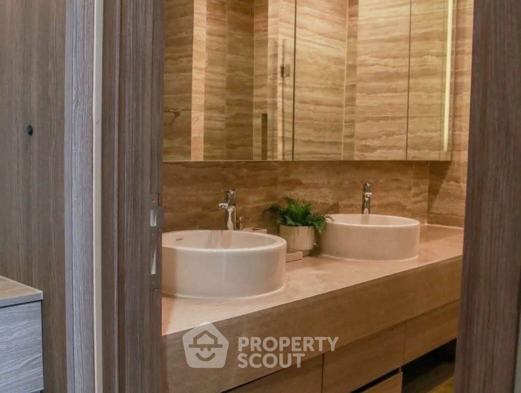 picture 3-BR Condo at Celes Asoke near MRT Sukhumvit (ID 3339583) - 6/8