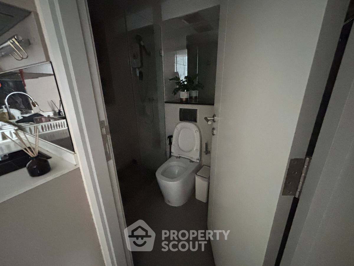 picture High-Floor 2-BR Knightsbridge Prime Sathorn Near BTS Saint Louis (ID 2332229) - 19/19