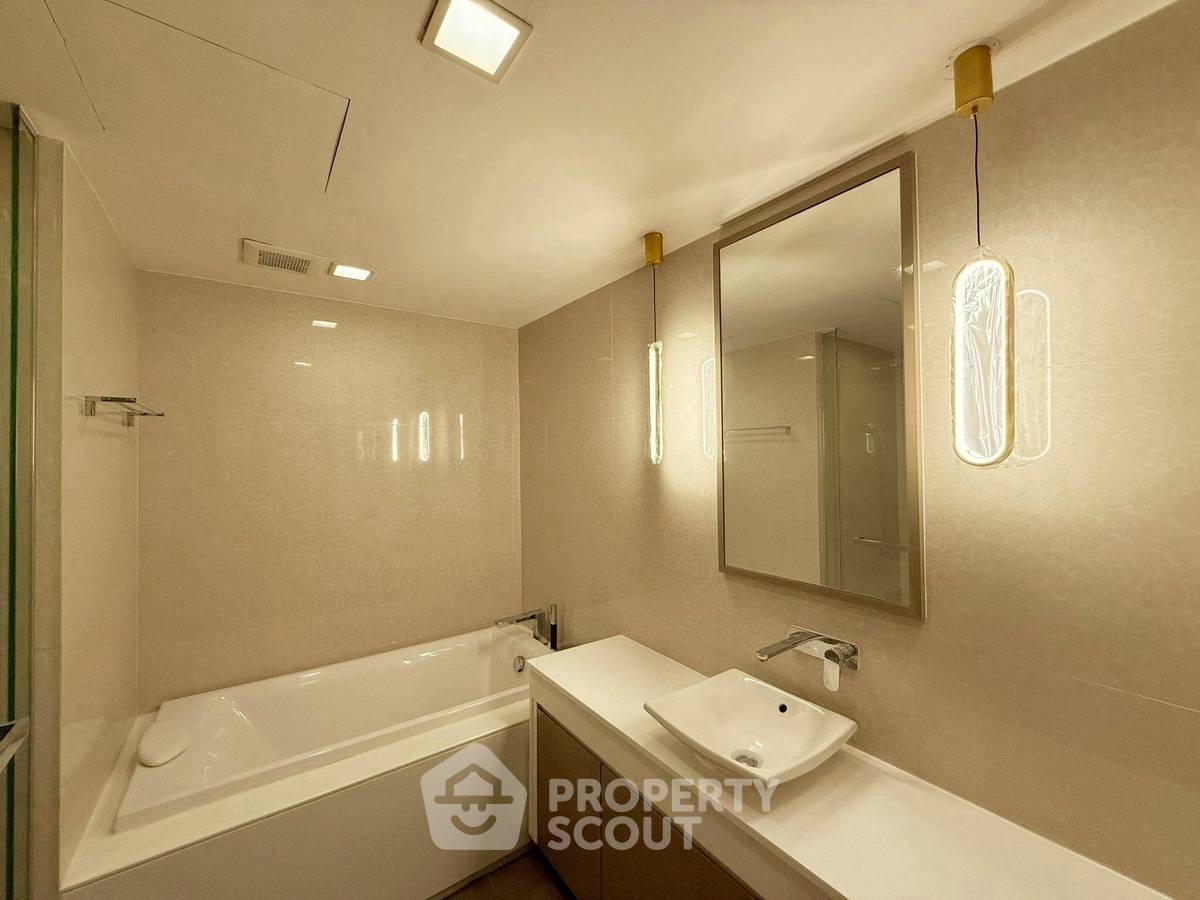 picture 3-BR Condo At LIV @ 49 Near BTS Thong Lor (ID 2487641) - 18/20