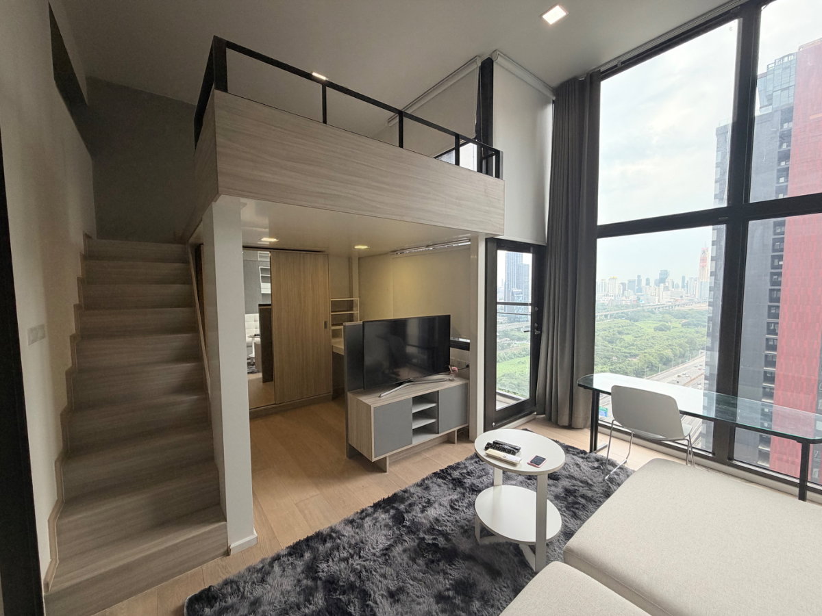 รูป ❤️🏙️ คอนโด Duplex 2 ชั้น❤️ 📸Video room🚝 MRT พระราม 9 ห้องสวย 🔰ใกล้ Central พระราม 9 , ฟอร์จูน จ๊อดแฟร์☎️ Tel/line/whatapp : 0917061999 คุณกวา - รูปที่ 9/18