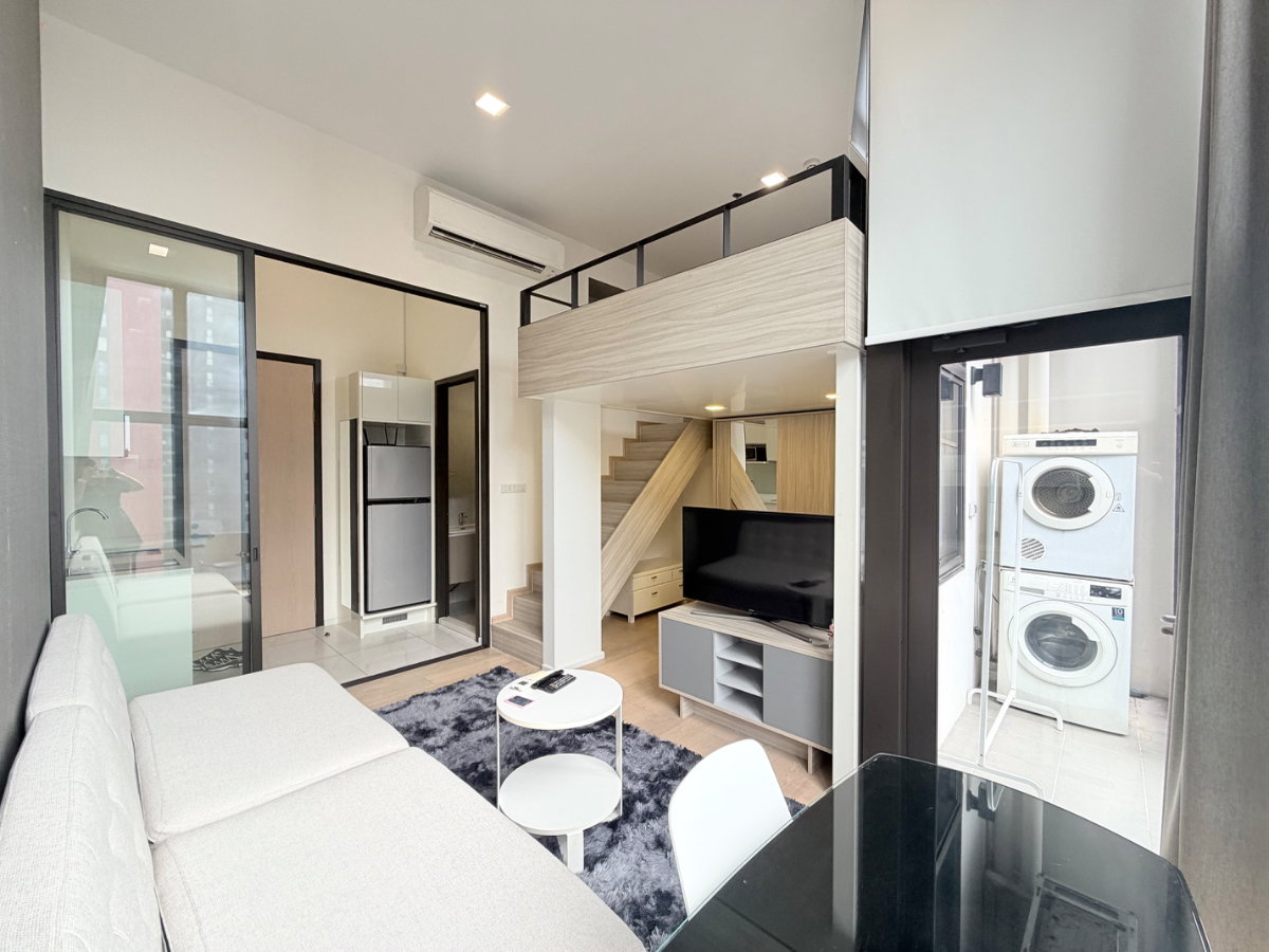 รูป ❤️🏙️ คอนโด Duplex 2 ชั้น❤️ 📸Video room🚝 MRT พระราม 9 ห้องสวย 🔰ใกล้ Central พระราม 9 , ฟอร์จูน จ๊อดแฟร์☎️ Tel/line/whatapp : 0917061999 คุณกวา - รูปที่ 4/18