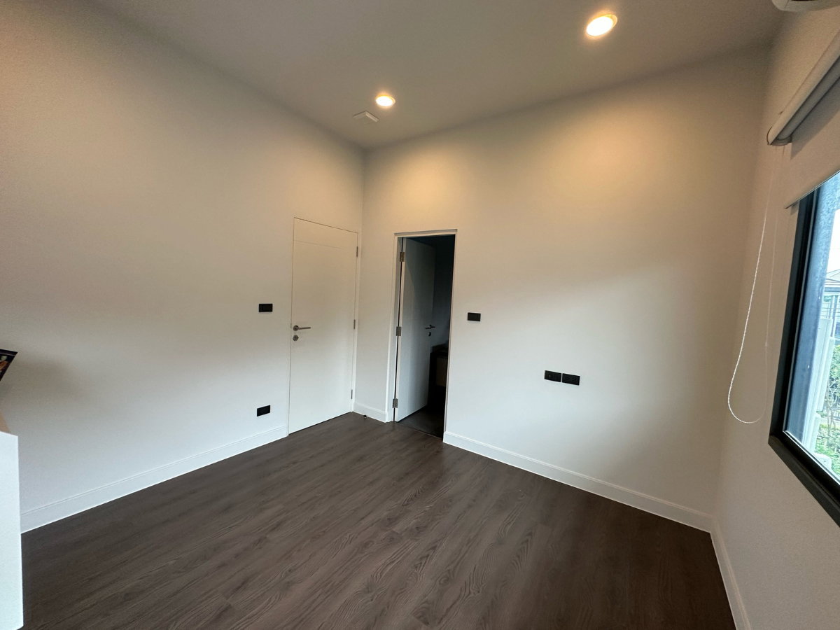 รูป 🏡✨ ให้เช่าบ้านเดี่ยวหรู เศรษฐสิริ กรุงเทพกรีฑา 2 | บ้านทิศใต้ เฟอร์นิเจอร์ครบ พร้อมอยู่ - รูปที่ 9/15