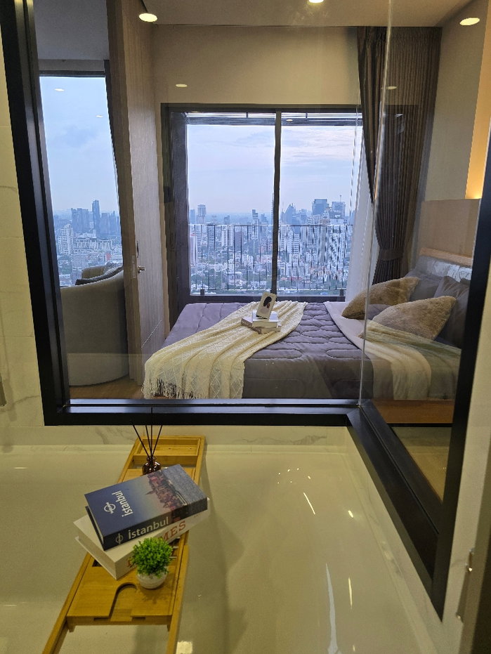 รูป Cloud Thonglor-Phetchaburi 🔥
ชั้น41 ห้องตกแต่งครบ พร้อมเข้าอยู่
✅ 1 Bed 32 ตร.ม.
✅ ชั้น 41 (ชั้นสูง วิวสวย โปร่งสบาย)
✅ราคา 24,000 บาท - รูปที่ 7/16