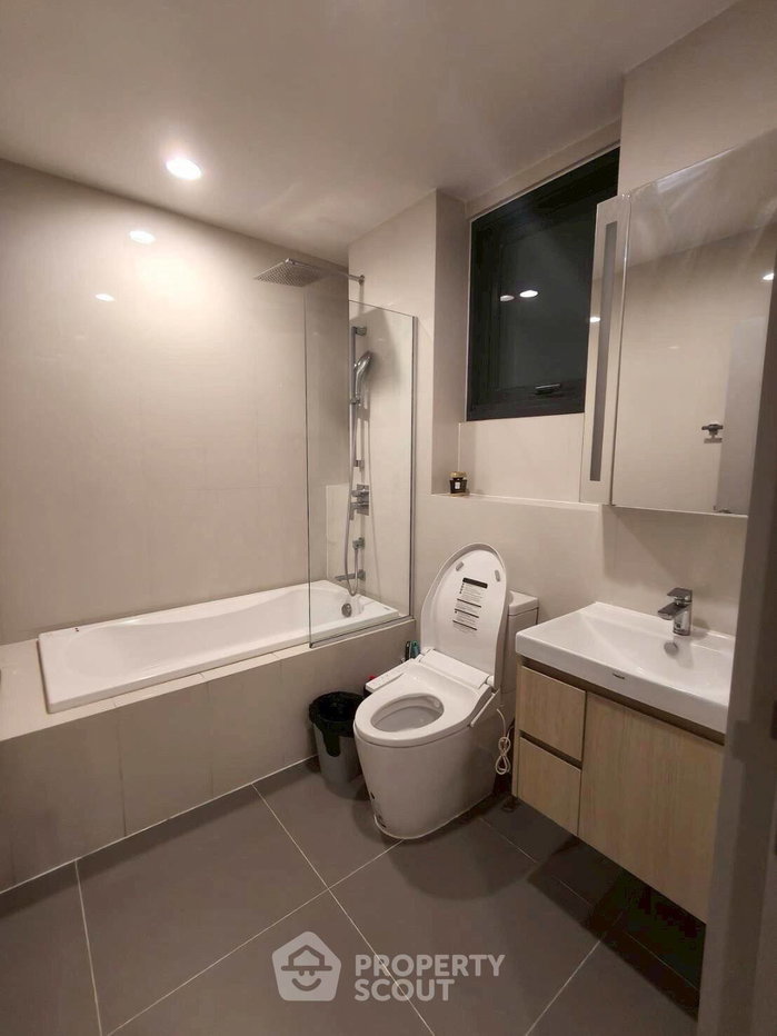 picture 2-BR Condo at Oka Haus Sukhumvit 36 near BTS Thong Lor (ID 3335099) - 7/11