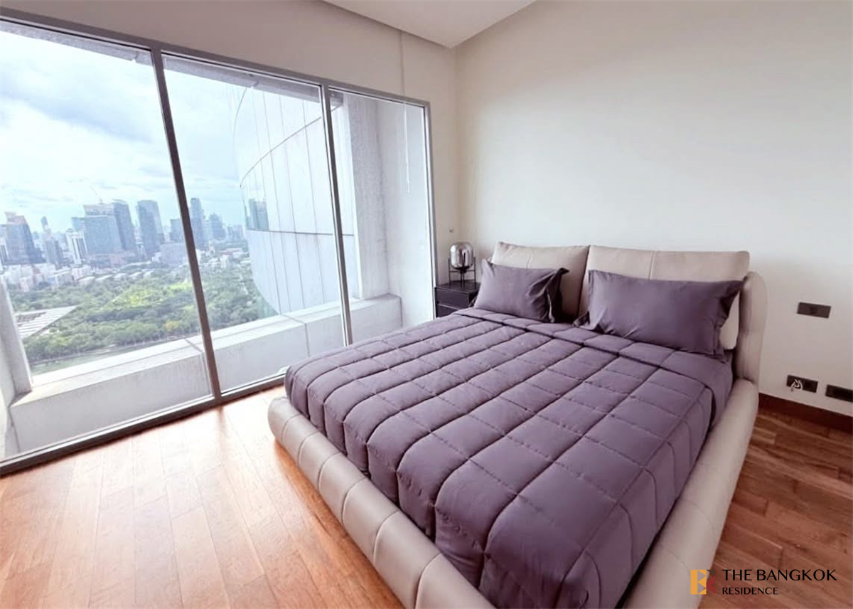 picture Luxury Unit, Ready for You Without the Wait Millennium Residence - 3/10