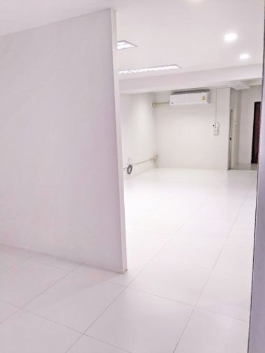10-bed house for rent, 550 sqm, 101 sq wah, Saphan Sung