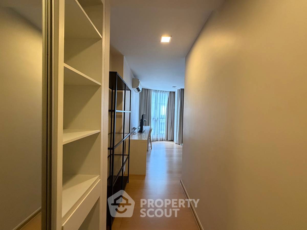 picture 3-BR Condo at LIV @ 49 near BTS Thong Lor (ID 1020189) - 9/14