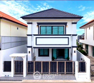 Houses for sale Bang Lamung Chonburi : 3-BR House close to Pattaya (ID 3340840)