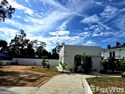 Houses for rent Surat Thani : 3 Bedroom Villa for rent in Maenam, Surat Thani  6805753