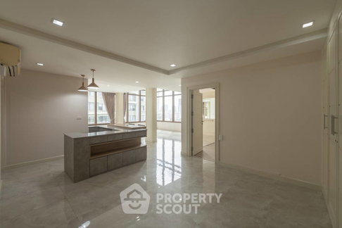 3-BR Condo at The Emporio Place near BTS Phrom Phong (ID 3340696)