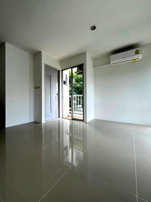 ขายคอนโด : 🟡ขายด่วน!! Asakan City Ramkhamhaeng (อัสสกาญจน์ ซิตี้ รามคำแหง 186) ติดรถไฟฟ้าสายสีส้ม สถานีเคหะรามคำแหง ห้องมุม เงียบสงบ  ✅ ราคารวมค่าโอนแล้ว