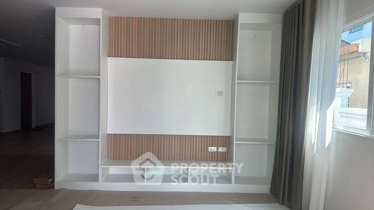 picture Pet-Friendly 4-BR House In Phra Khanong Near BTS On Nut (ID 3334255) - 4/5