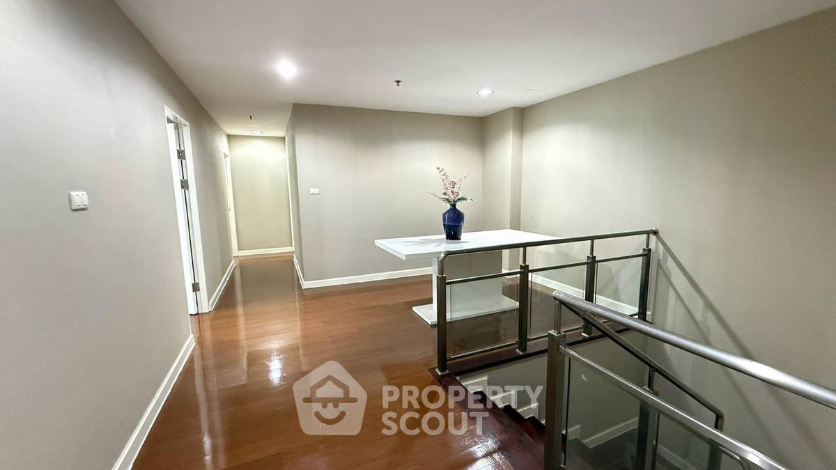 picture 3-BR Condo at Belle Grand Rama 9 near MRT Phra Ram 9 (ID 3340855) - 8/13