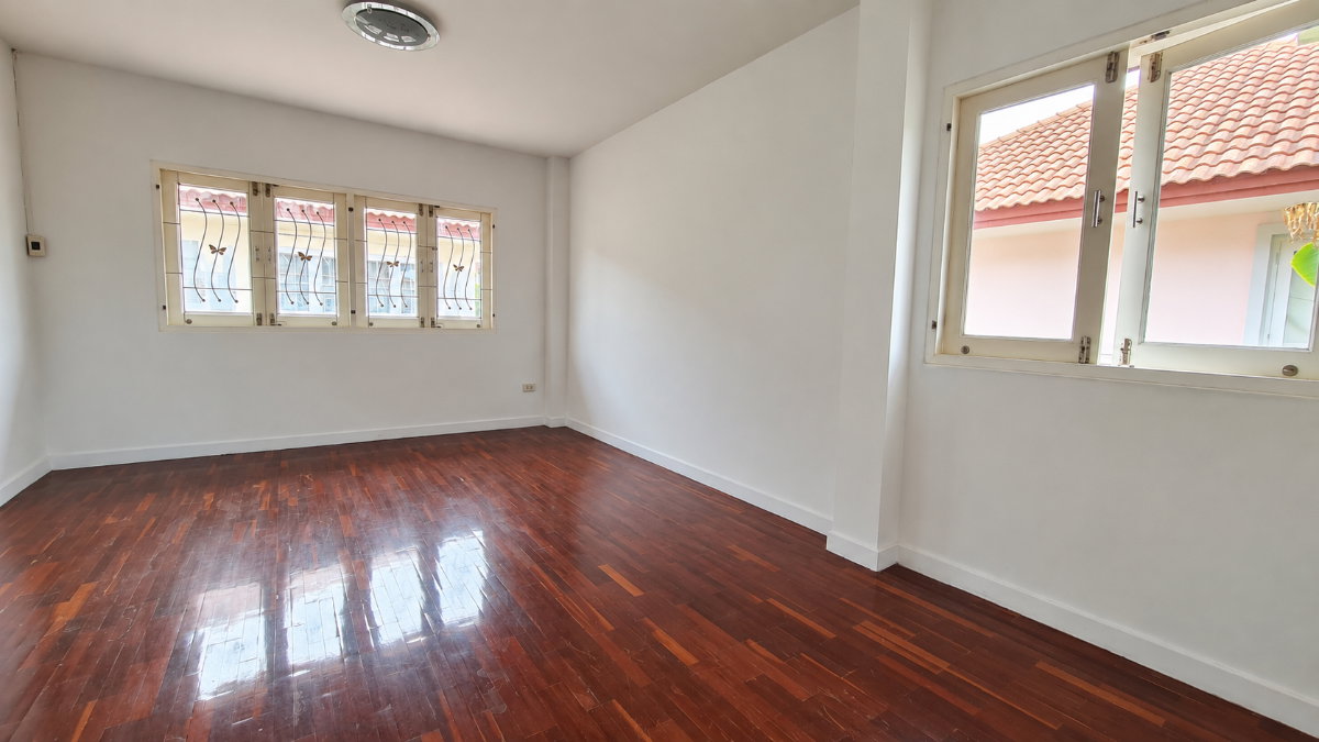 รูป 🔥 บ้านเดี่ยว 2 ชั้น 3 ห้องนอน ฟังก์ชันครบสำหรับครอบครัว 🏡 โรยัล ปาร์ค วิลล์ สุวินทวงศ์ - รูปที่ 9/10