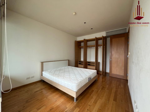 ✨ For Rent: The Empire Place Condo ✨ 💰 Only 23,000 THB/month