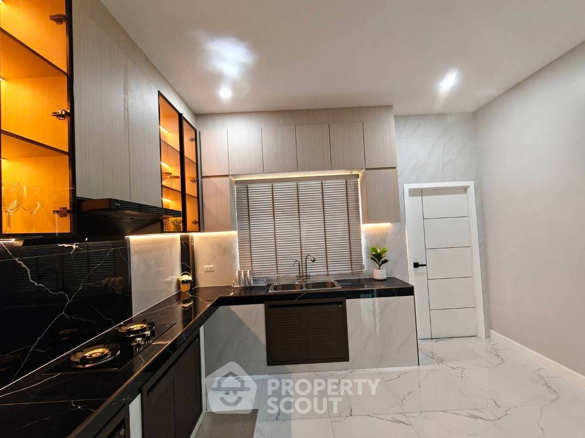 picture 3-BR House Near Map Prachan Lake, Bang Lamung (ID 3340862) - 7/9