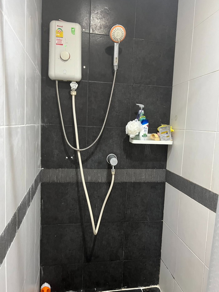 รูป ขายถูกมากกกก ต่ำกว่าราคาประเมิน คอนโดเอสเปส สุขุมวิท 77 A SPACE SUKHUMVIT 77 **ระเบียงติดสระว่ายน้ำ** - รูปที่ 7/8