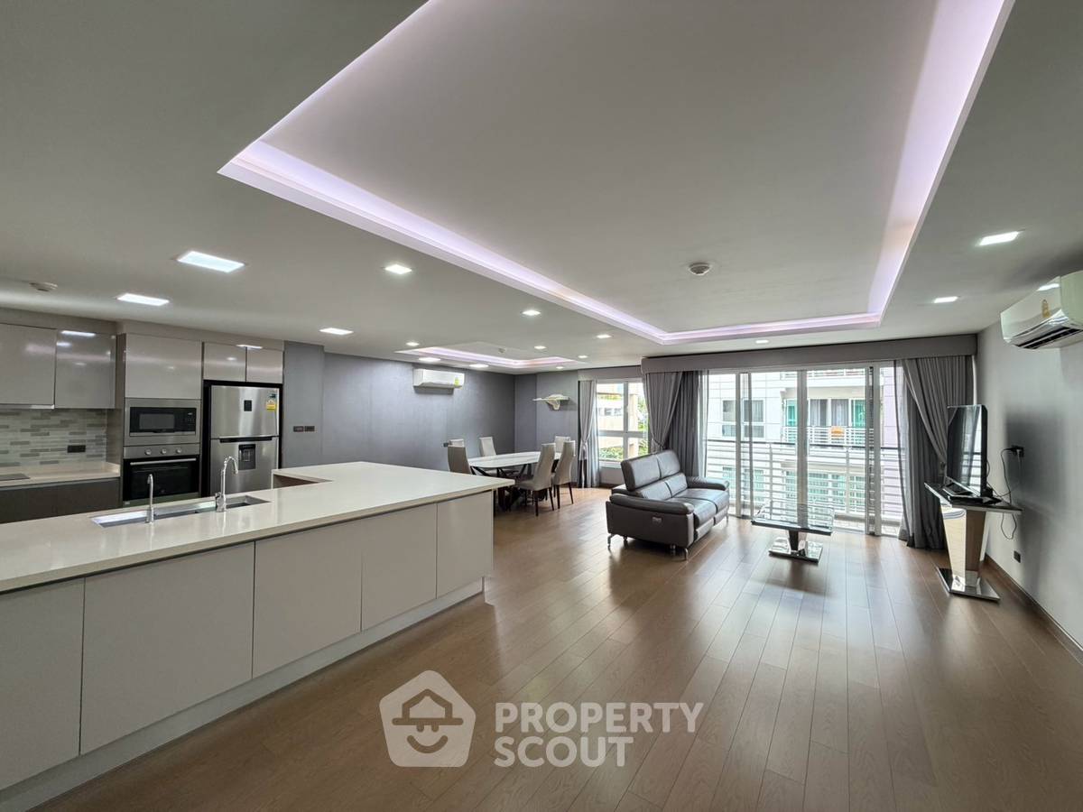 picture Spacious 2-BR 192 Sqm At Avenue 61 Near BTS Thong Lor (ID 3336163) - 15/20