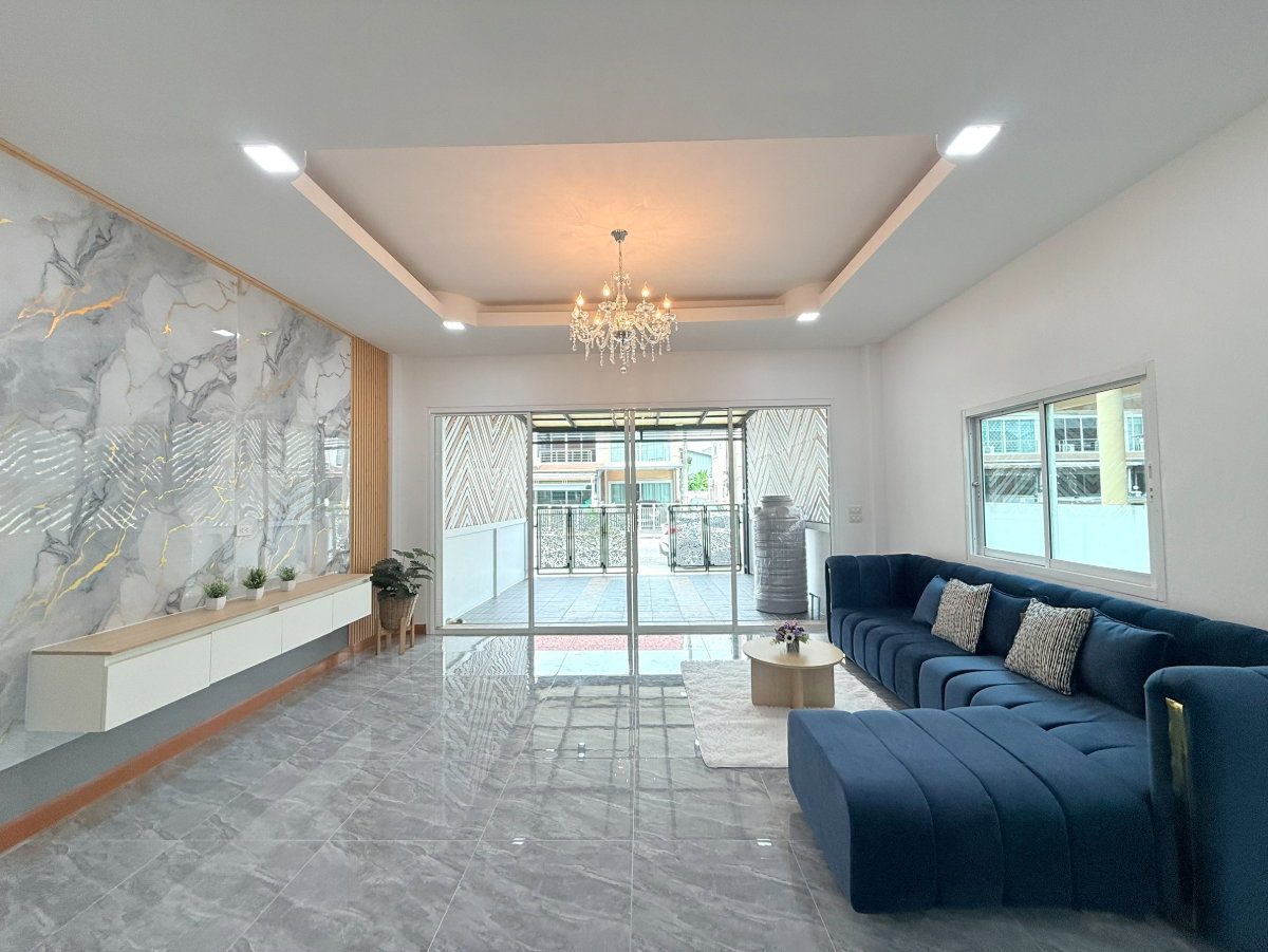 รูป หมู่บ้าน ร่มทิพย์ ปาร์ค หทัยราษฎร์33 บางชัน คลองสามวา ทาวน์เฮ้าส์2ชั้น รีโนเวทใหม่ ทำเลดี ใกล้ตลาดมีนบุรี รถไฟฟ้าสายสีชมพู - รูปที่ 11/33