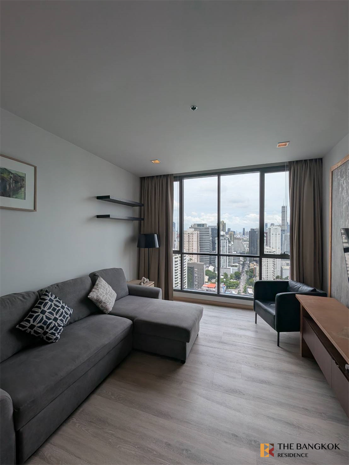 picture Hyde Sukhumvit 13 near BTS Nana Private Unit, Fully Equipped Common Area - 4/9