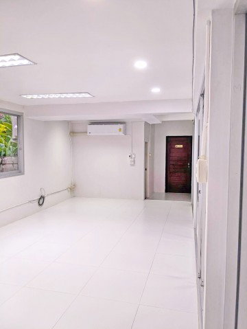 รูป Makro รามคำแหง110-112 10นอน ให้เช่าโกดัง-บ้านเดี่ยว 2ชั้น 3น้ำ ใกล้สัมมากร มาร์เก็ต เตรียมอุดมศึกษาน้อมเกล้า 100 ตร.ว. 550 ตร.ม. - รูปที่ 8/8