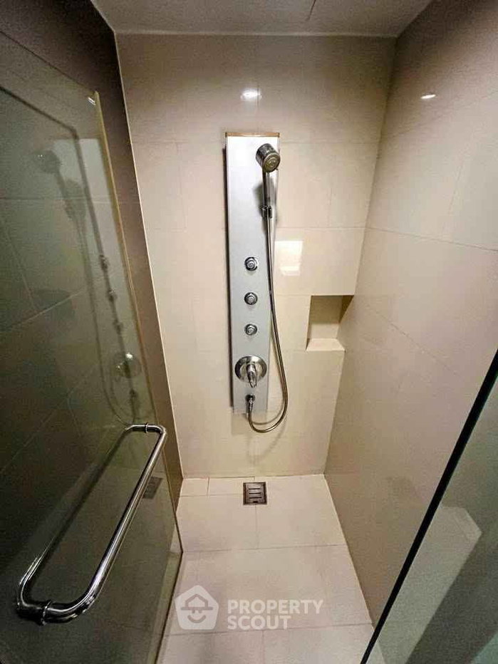 picture Pet-Friendly 1-BR At Ideo Morph 38, 300m To BTS Thong Lor (ID 3339339) - 4/11
