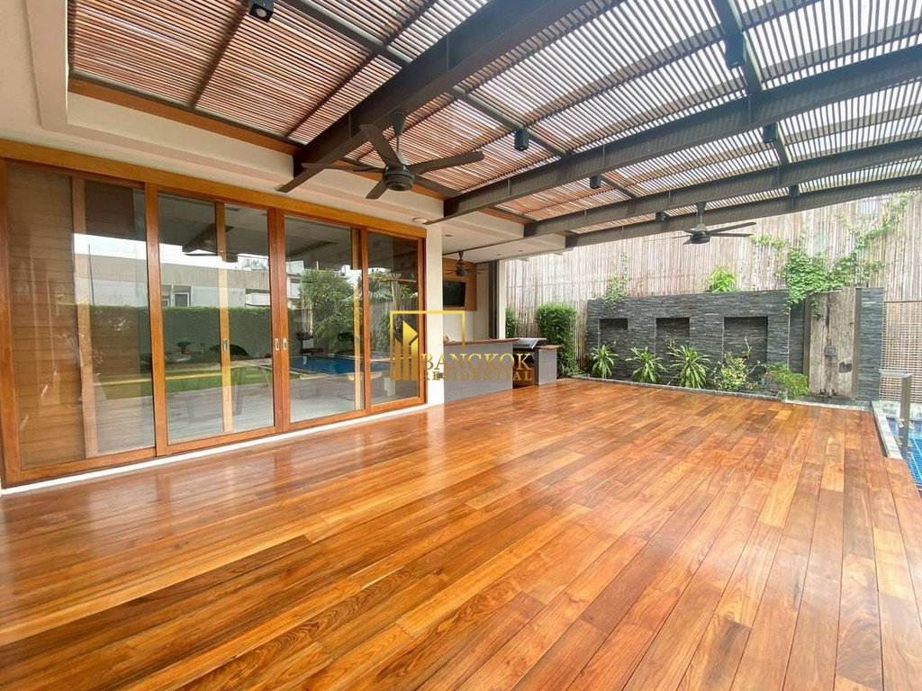 picture Stylish 5 Bedroom House with Private Pool in Phra Khanong - BR28382SH - 2/19