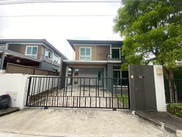 รูป 📌 ขายบ้านเดี่ยว โครงการ มัณฑนา ศรีนครินทร์ - ร่มเกล้า 2 ชั้น 3 ห้องนอน 3 ห้องน้ำ - รูปที่ 1/8