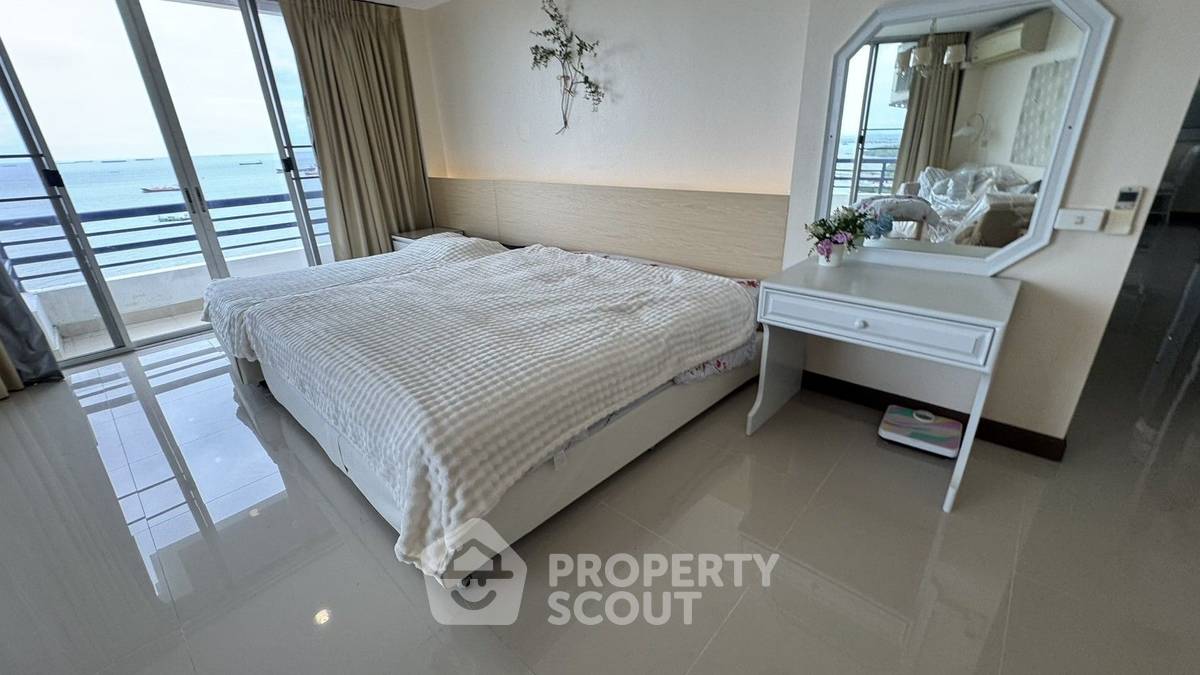 รูป ขายคอนโด 3 ห้องนอน Rama Harbour View Condominium ศรีราชา (ID 3340218) - รูปที่ 31/38