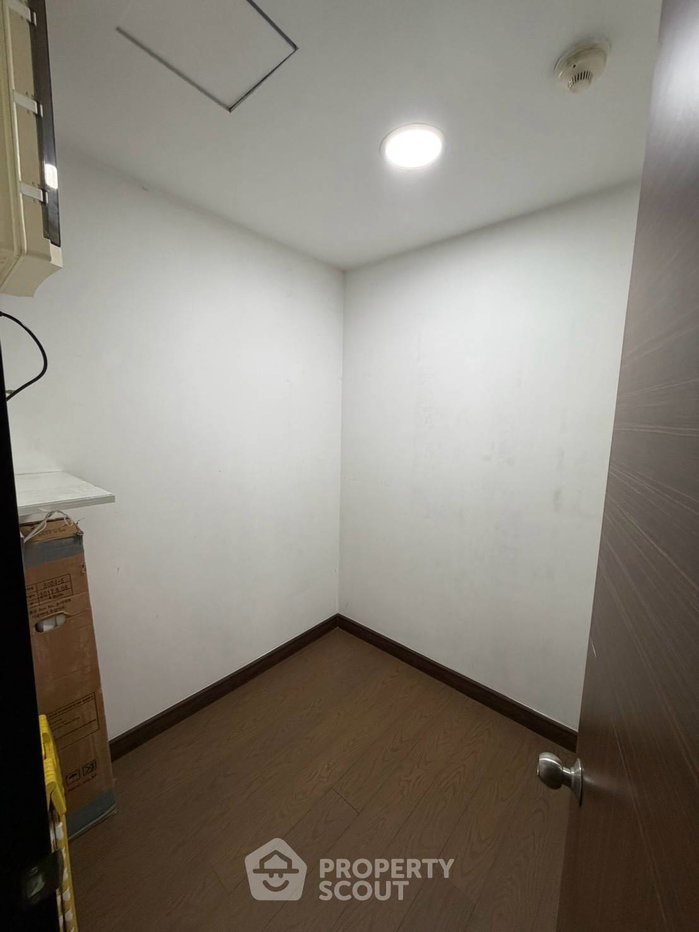 picture Spacious 2-BR 192 Sqm At Avenue 61 Near BTS Thong Lor (ID 3336163) - 7/20