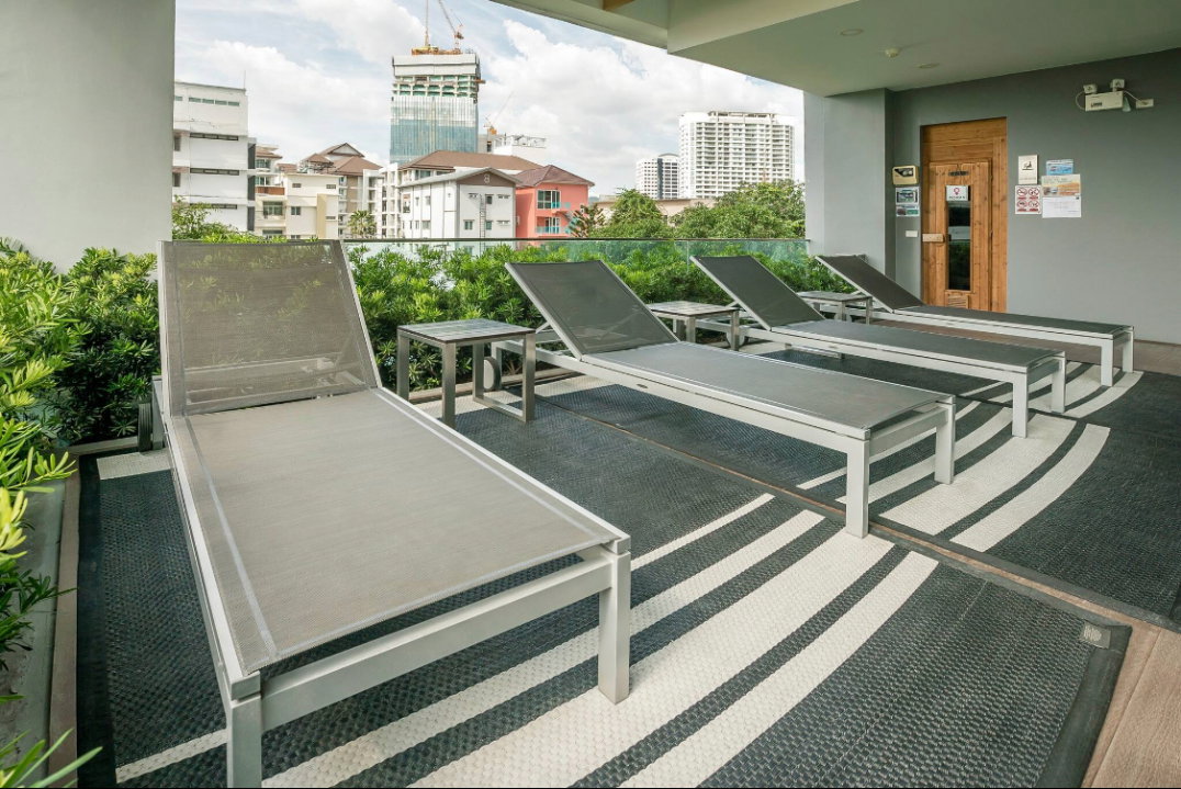 picture owner’s post，Silom 2 bedrooms condo for rent, agents welcome! - 18/22