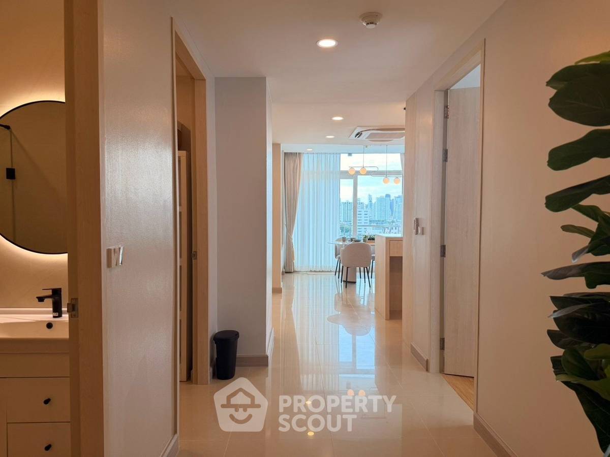 รูป ขายคอนโด 3 ห้องนอน ขนาด 241 ตร.ม. The Height Condominium ทองหล่อ (ID 3302275) - รูปที่ 11/32