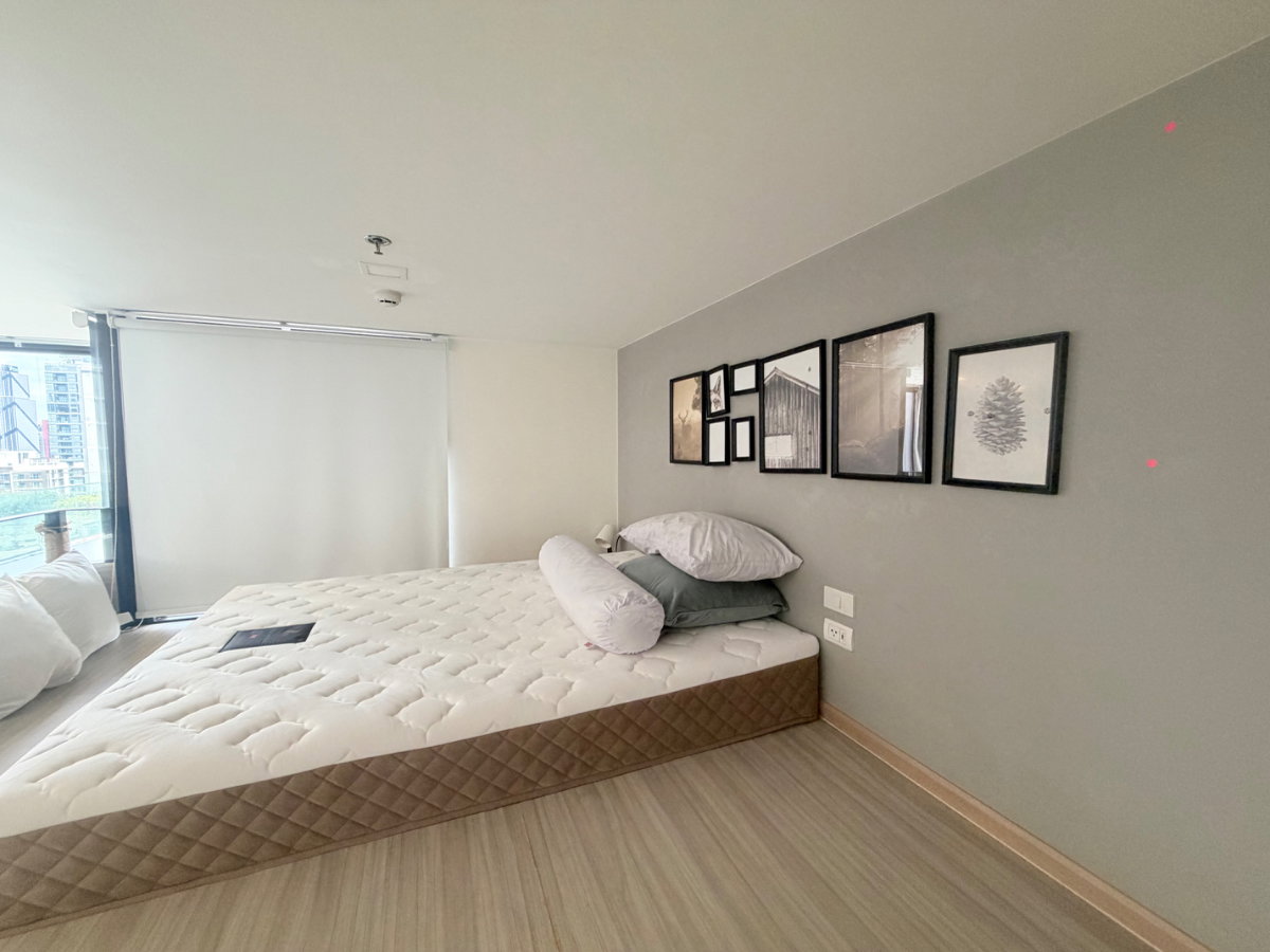 รูป ❤️🏙️ คอนโด Duplex 2 ชั้น ห้องสวย❤️ ห้องสวย ชั้นสูง วิวดีมาก 🔰ใกล้ Central พระราม 9 , ฟอร์จูน จ๊อดแฟร์ แหล่ง CBD ☎️ Tel / line : 091-706-1999 คุณกวา - รูปที่ 15/21