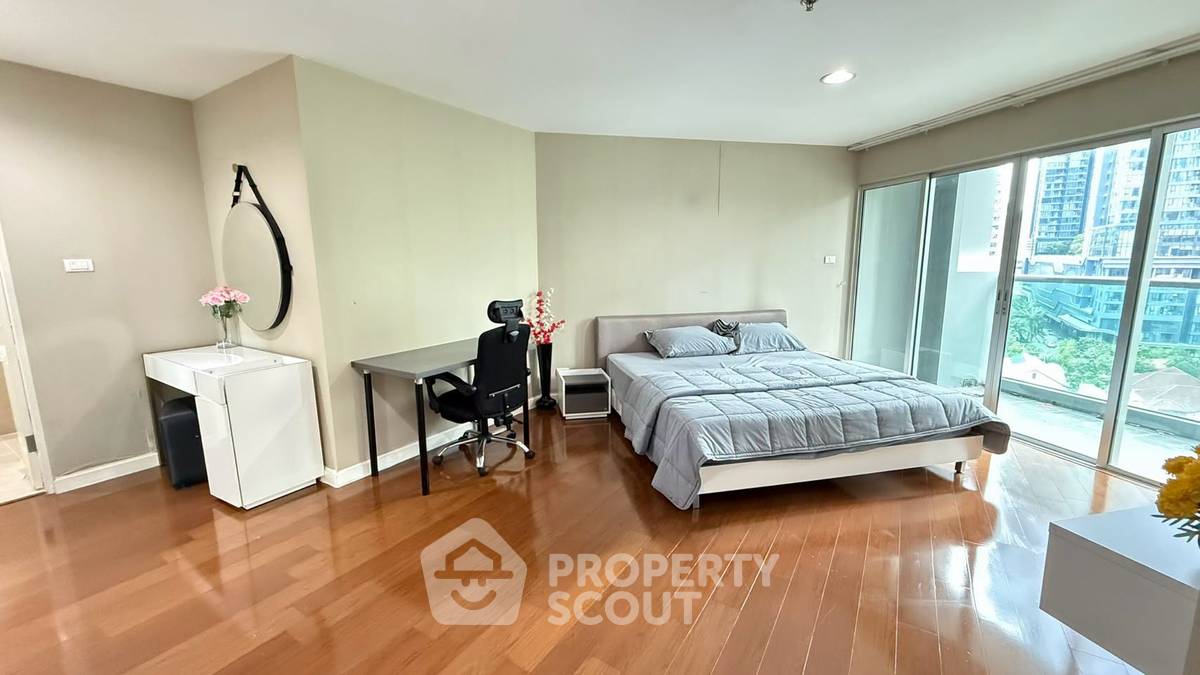 picture 3-BR Condo at Belle Grand Rama 9 near MRT Phra Ram 9 (ID 3340855) - 9/13